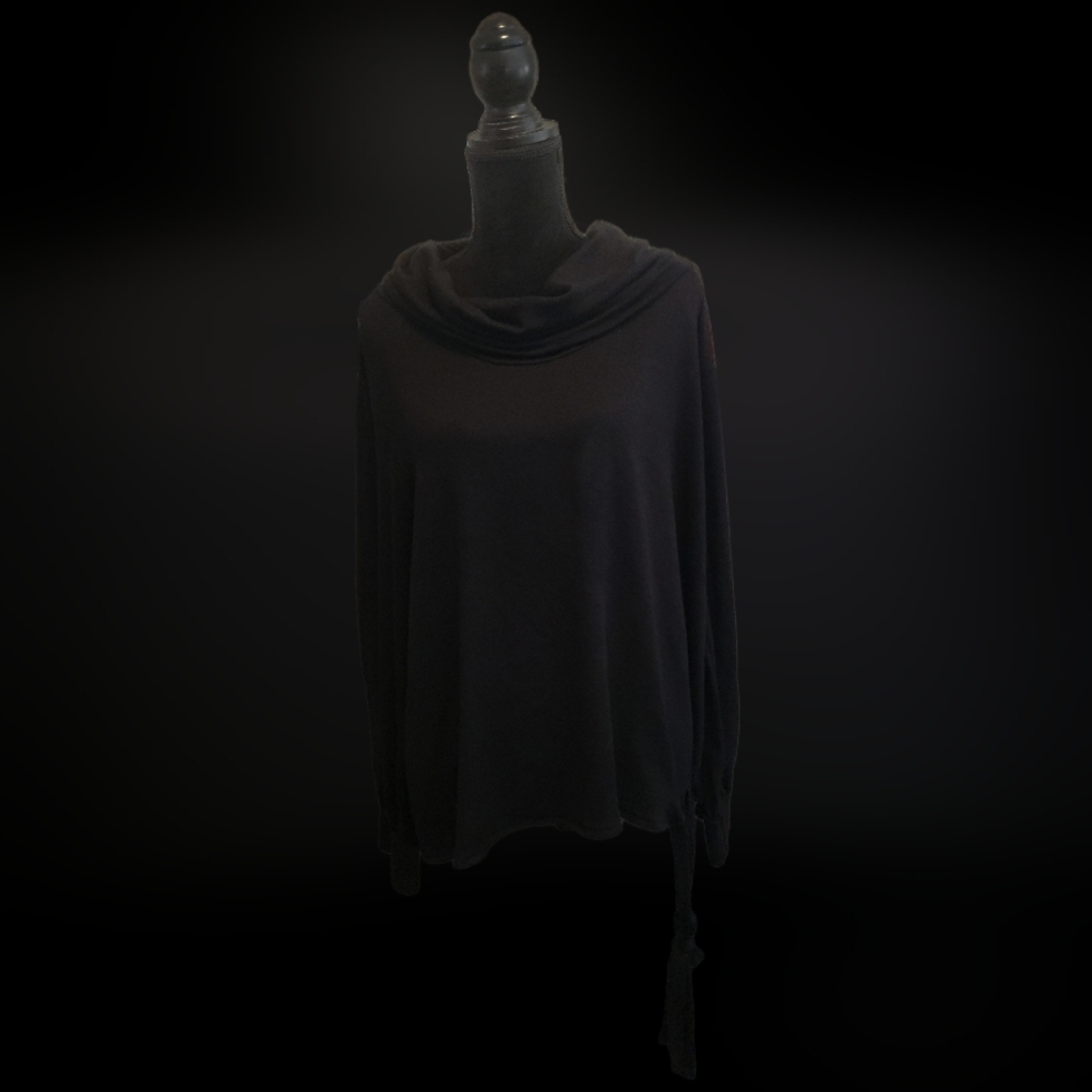 #C116 Love & Legend Women’s Long Sleeve Black Turtleneck Tunic